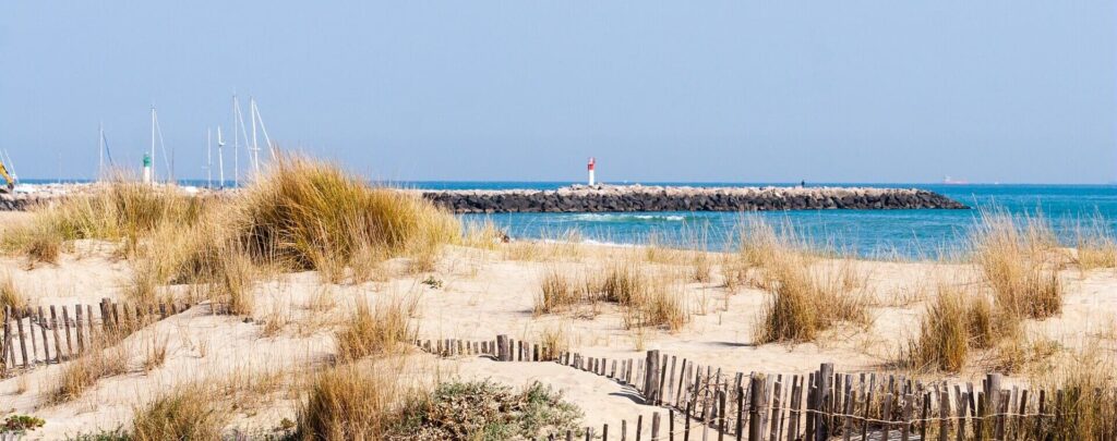 Plage et dunes de sable